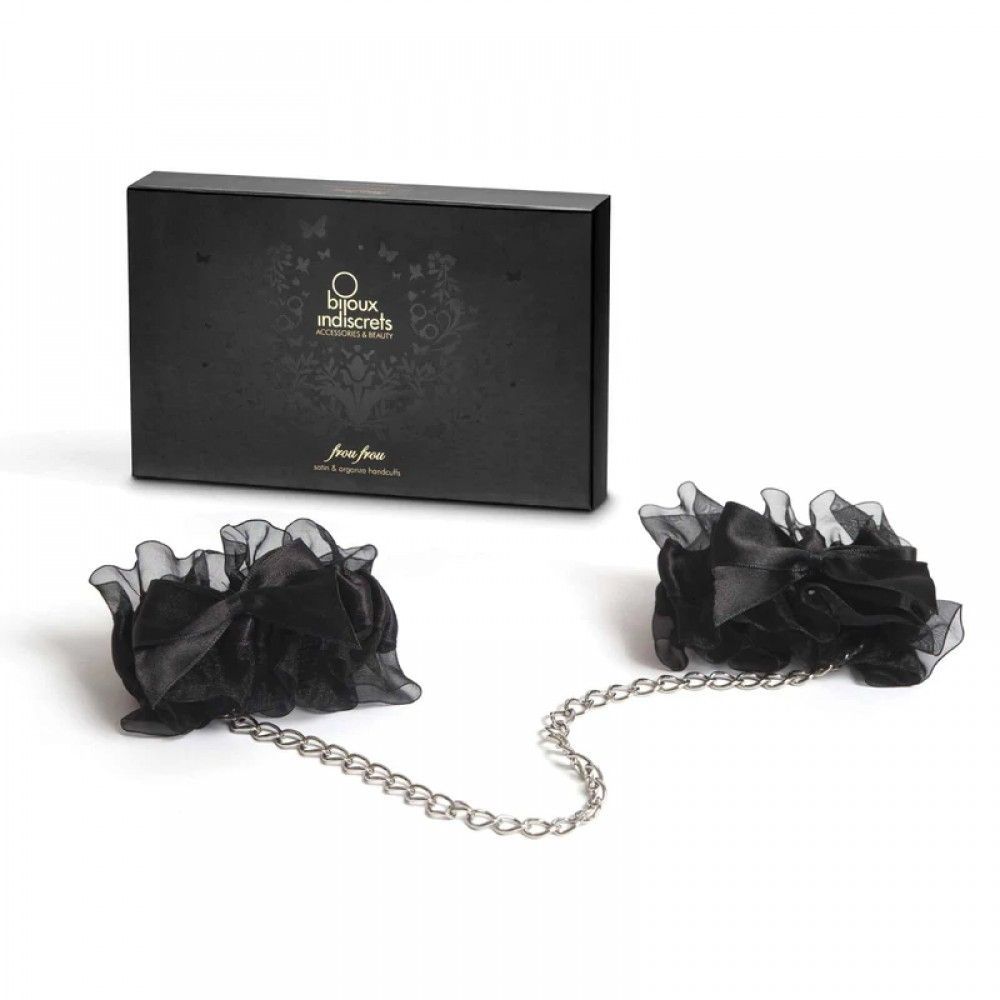 Наручники Bijoux Indiscrets Frou Frou з атласу та органзи, чорні, у подарунковій упаковці