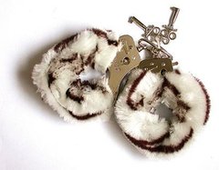 Наручники Roomfun Metal Handcuff, Zebra, Белый с коричневыми вставками