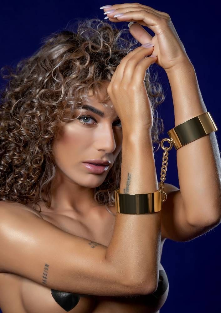 Наручники золотистые металлические Slave Wrist Cuffs TABOOM