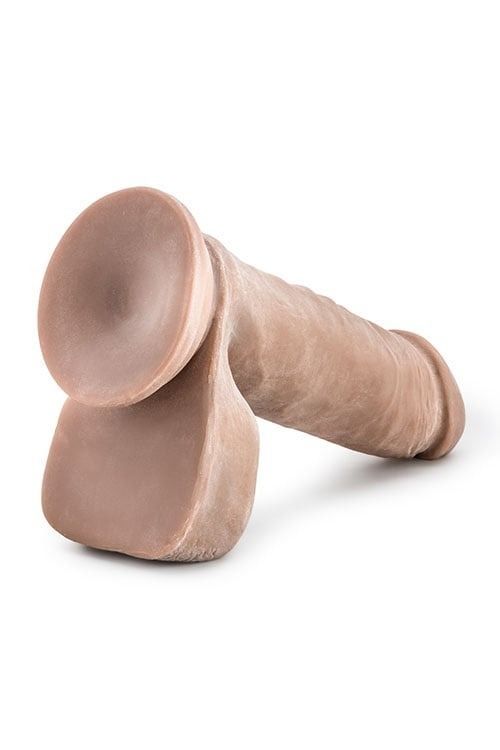 Фаллоимитатор реалистичный с мошонкой Blush Au Naturel на присоске, мулат