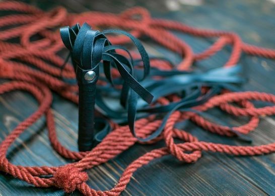 Веревка для бондажа и шибари TABOOM Bondage Ropes красная