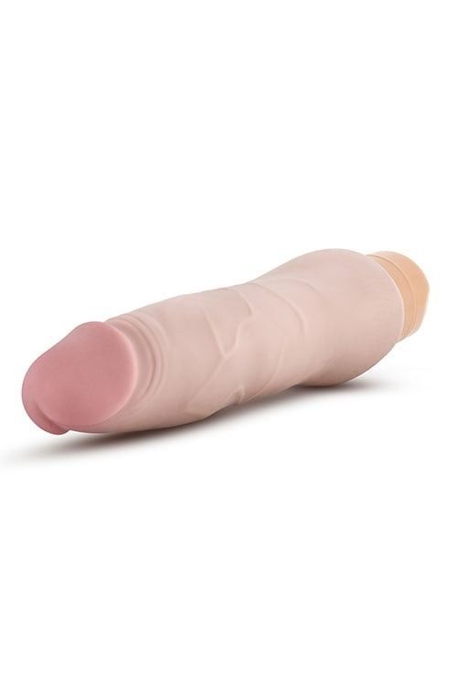 Вибратор реалистичный Blush Au Naturel Fabien на батарейках, телесный