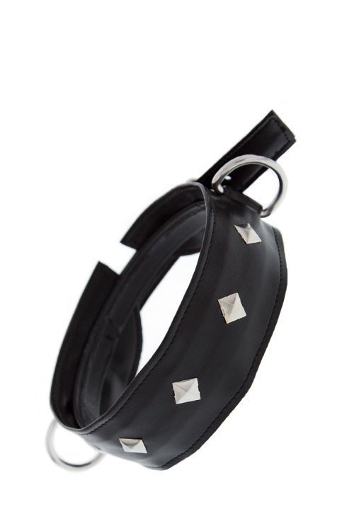Ошейни с заклепками GP COLLAR WITH STUDS