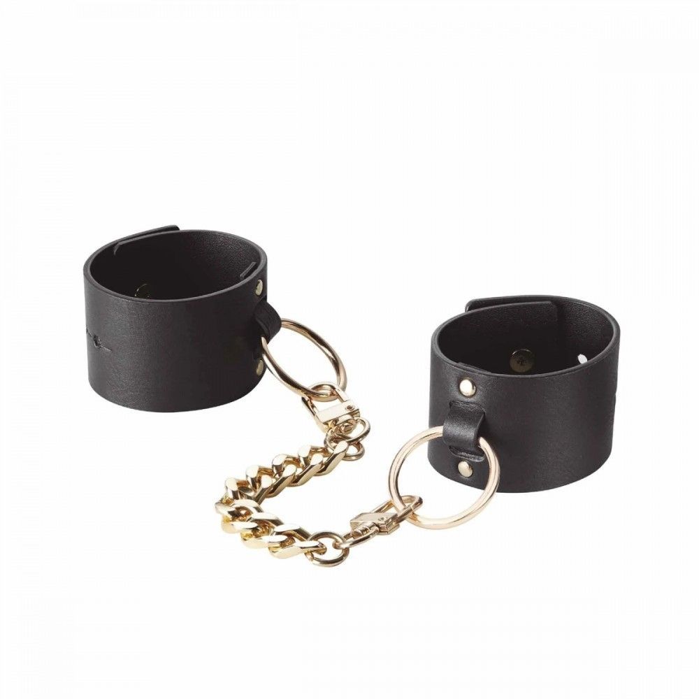 Широкие наручники с цепочкой Bijoux Indiscrets MAZE Wide Cuffs из экокожи, чёрные, One Size