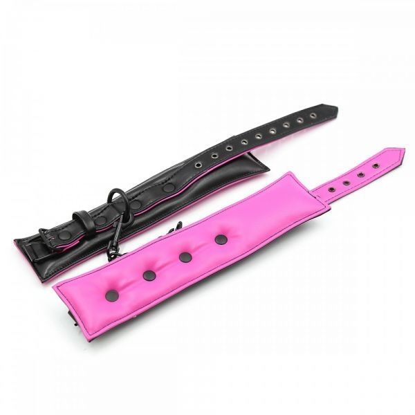 Оковы&nbsp;мягкие Luxury Fetish WRIST CUFF Black&Pink