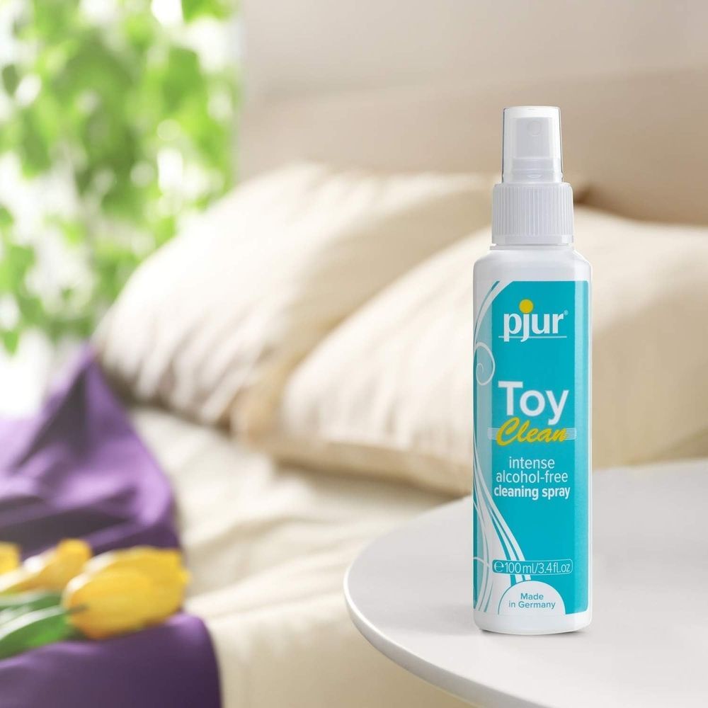 Антибактериальный спрей для секс-игрушек 100 мл Pjur Toy Clean