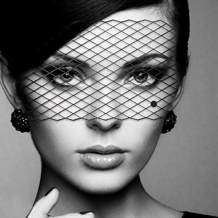 Самоклеящаяся виниловая маска ЛУИЗА от Bijoux Indiscrets