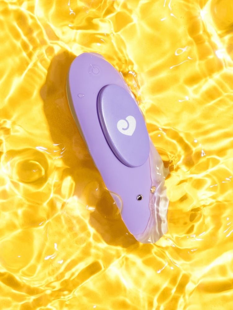 Вібратор в трусики з пультом Lovehoney Mon Ami Panty Vibrator для клітора, бузковий