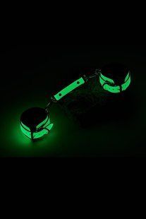 Наручники люмінесцентні DreamToys Radiant Glow In The Dark із золотистою фурнітурою, зелені
