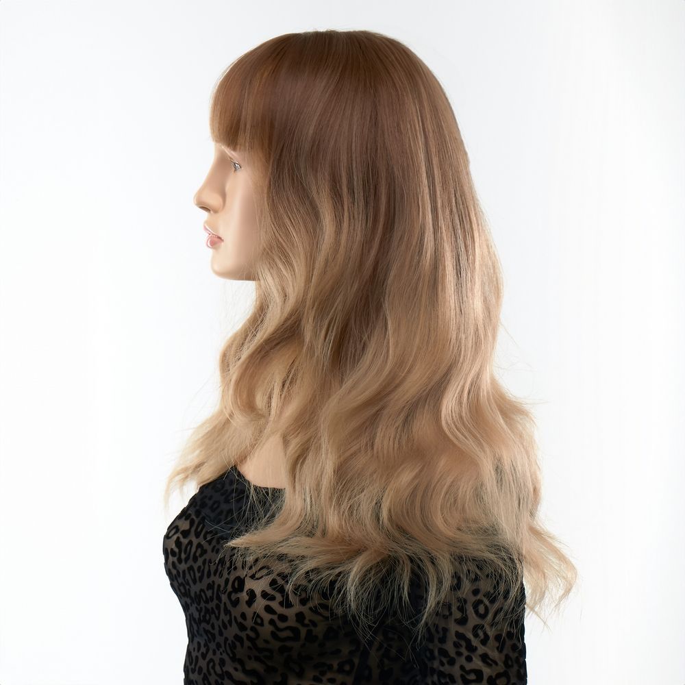 Перука довга хвиляста з чубчиком Fetish Hair омбре русявий, 50 см
